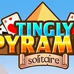 Korttipakkakuvio ja pyramidi taustalla, keskellä tekstit Tingly Pyramid Solitaire